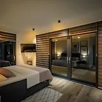 Hedona Villa *
