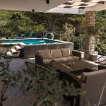 Hedona Villa