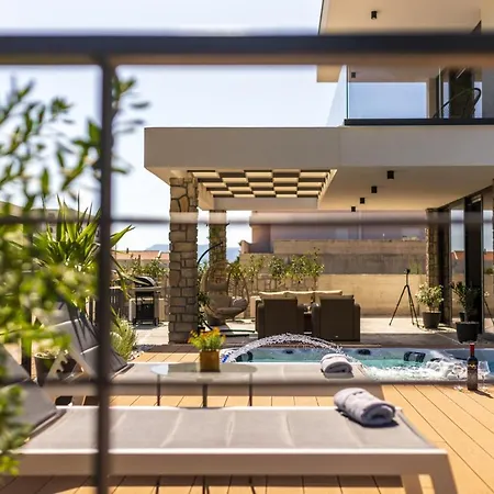 Hedona Villa *