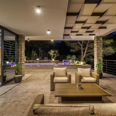 Hedona Villa *