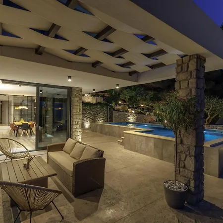Hedona Villa *