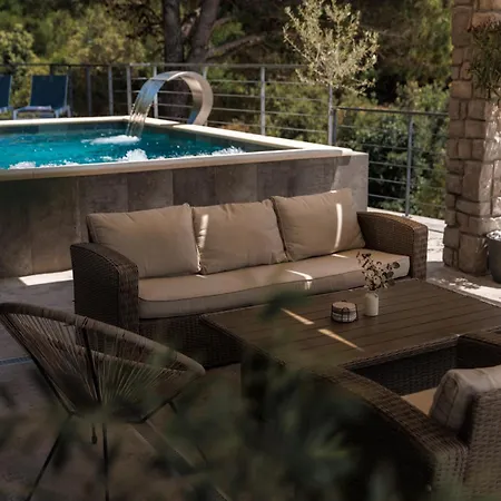 Hedona 빌라 코마르나