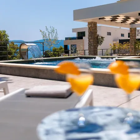 Hedona * 코마르나